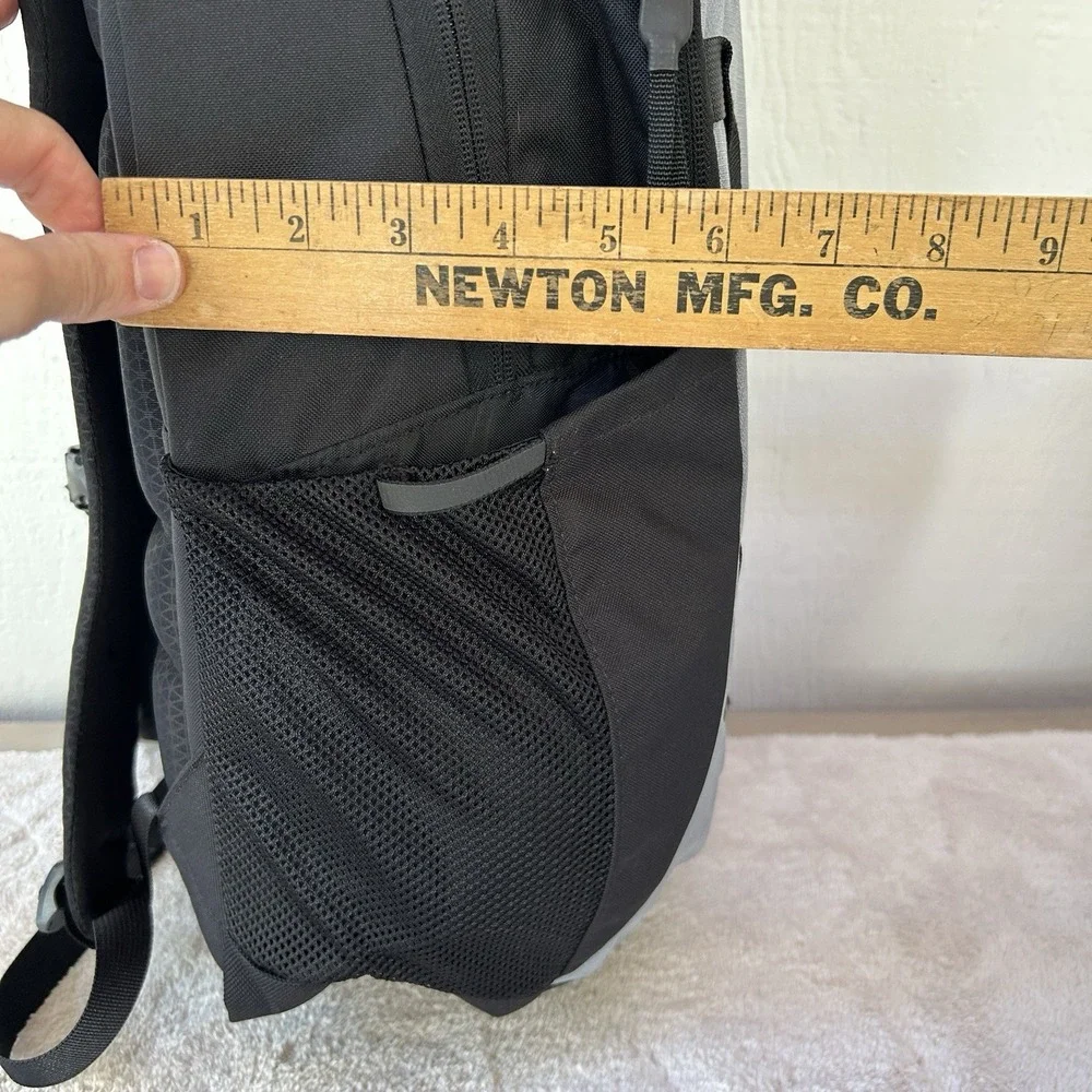 The North Face Stalwart Laptop Backpack Black/Gray Invisalign‎ Logo BNWT